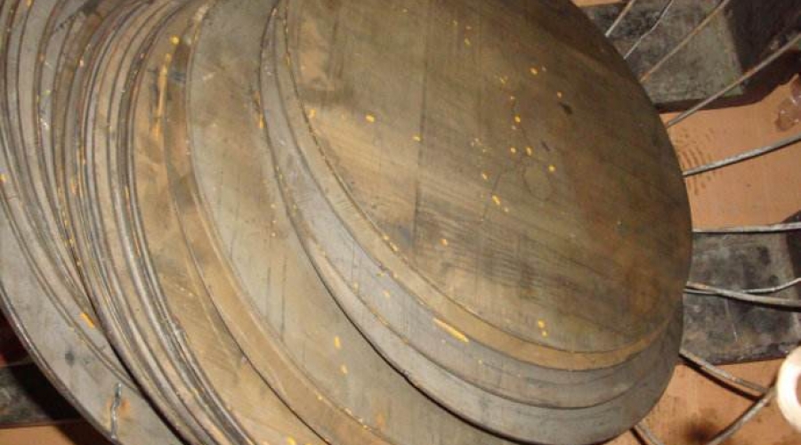 機(jī)器巨力鐵餅壓成鐵環(huán)藤野貿(mào)易客戶案例展示視頻